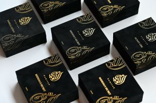 🖤 Sheikha’s Secret diamond by Namirah 🖤 Ukryté v čiernej zamatovej krabičke sa skrýva vôňa, ktorá hovorí rečou luxusu....